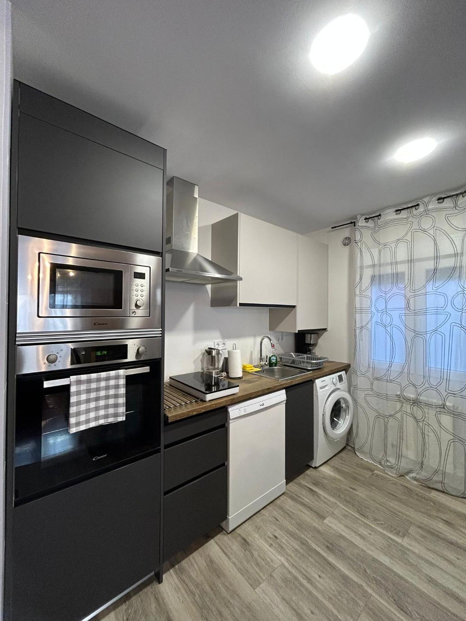 Apartamento Centrico Santander Exterior photo